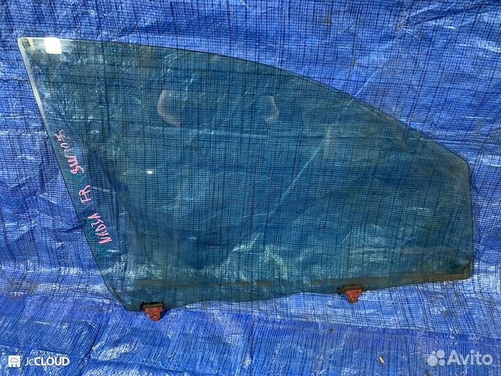 Стекло двери на toyota nadia ACN10 1azfse