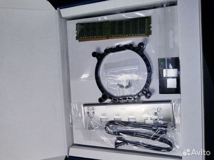 Материнская плата Huananzhi с проц. и памятью 32gb