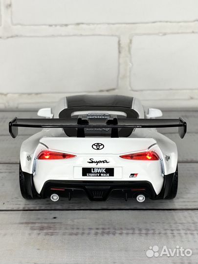 Toyota Supra A90 масштаб 1:24 моделька