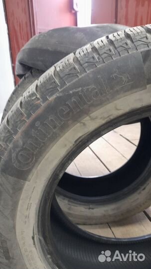 Continental IceContact 2 SUV 215/65 R17