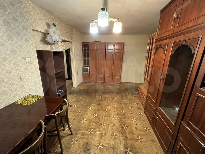 3-к. квартира, 60 м², 1/5 эт.