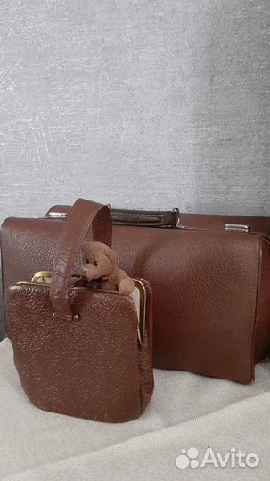 Саквояж старинный