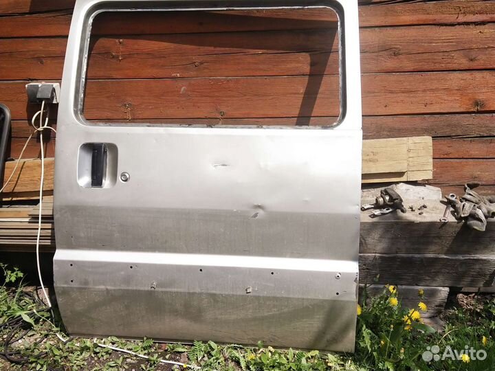 Дверь Toyota Town Ace