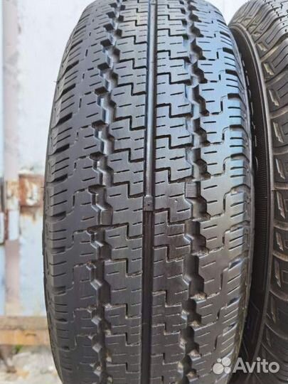 Kumho Radial 798 Plus 205/70 R15C 104S