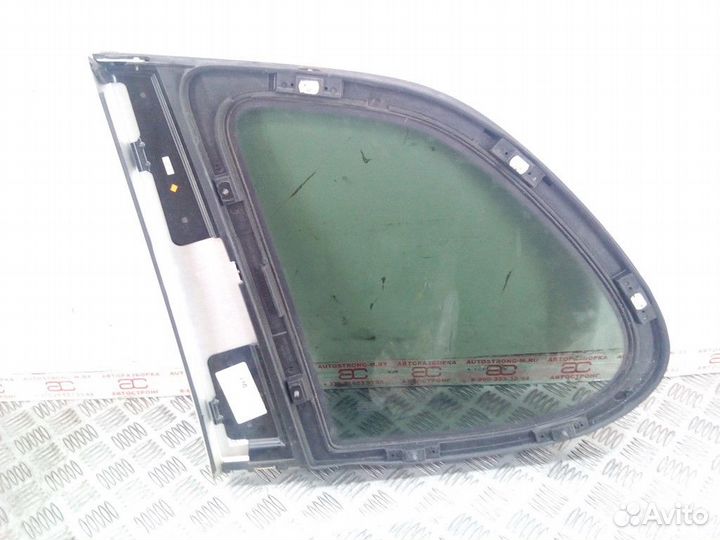 Стекло кузовное боковое правое Porsche Cayenne 955