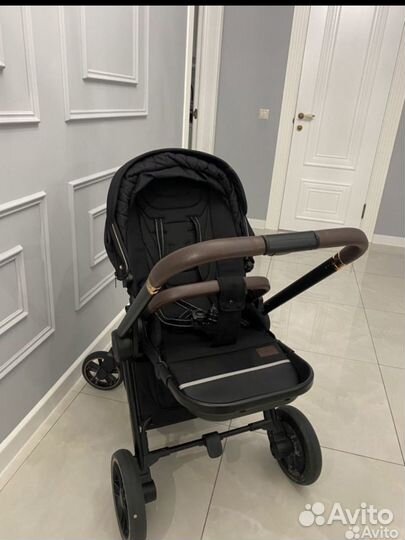 Коляска 2 в 1 Epica Carrello в черном цвете