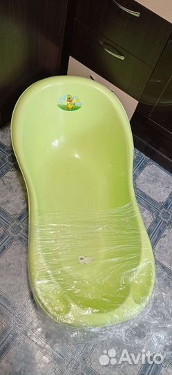 Ванночка для купания с горкой