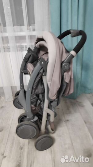 Коляска прогулочная Chikko