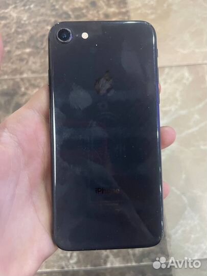 iPhone 8, 64 ГБ