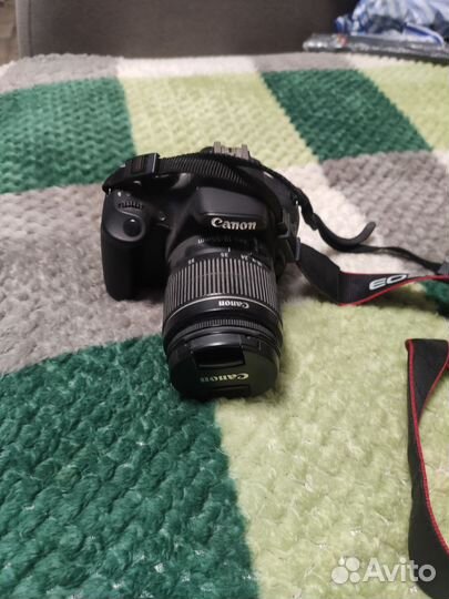 Зеркальный фотоаппарат canon ds126491