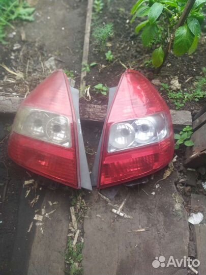 Задние фонари на хонда фит