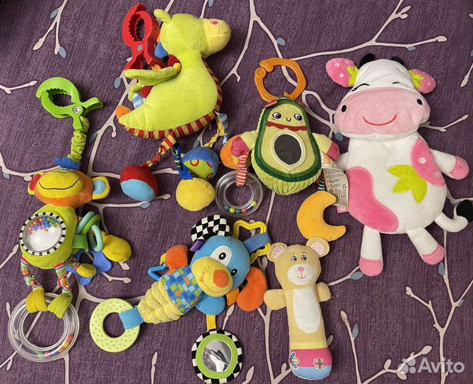 Игрушки для малышей пакетом