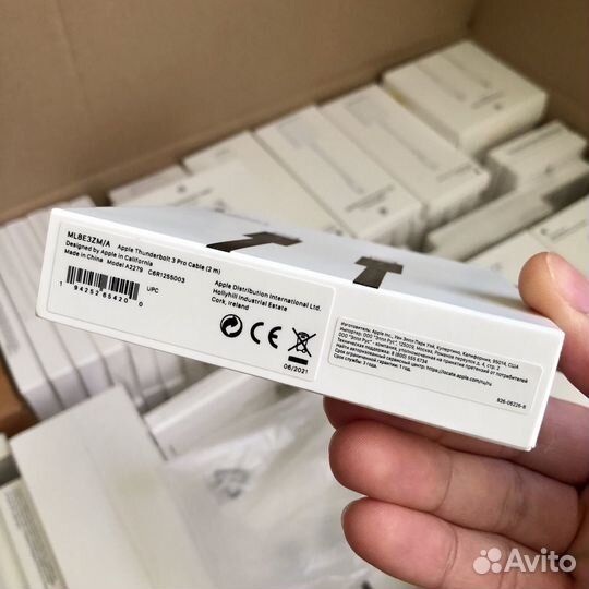 Apple Thunderbolt 3 Pro Cable (2 m)