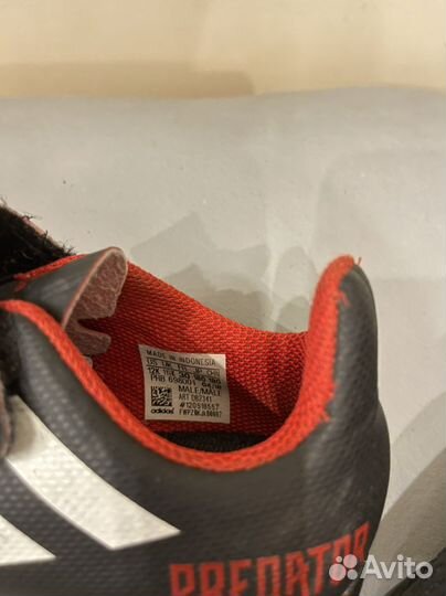 Футбольные шиповки (бутсы) adidas predator