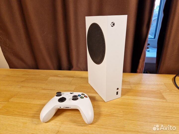 Игровая приставка Microsoft Xbox Series S 512 GB