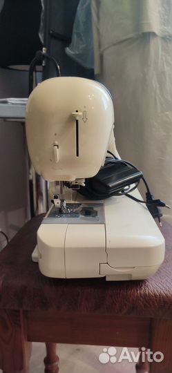 Швейная машинка б/у Brother