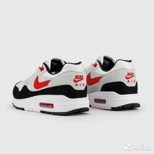 Кроссовки Nike Air Max 1