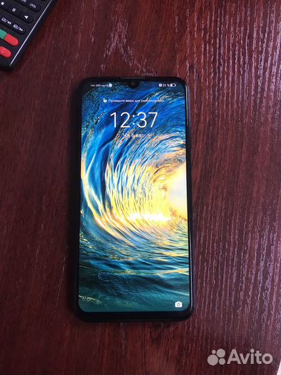 HONOR 10 Lite, 3/64 ГБ