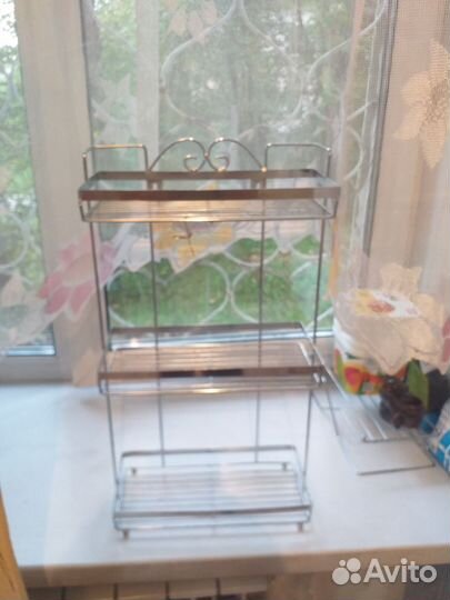 Этажерка для ванной