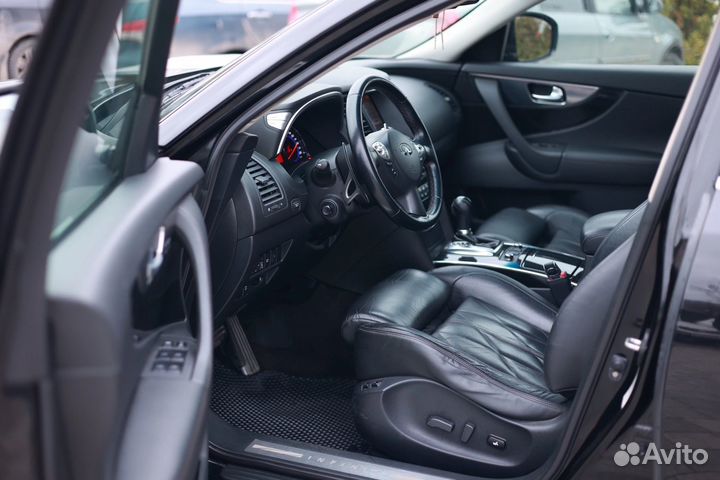 Infiniti FX37 3.7 AT, 2010, 221 400 км