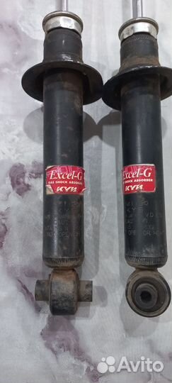 Стойки передние на nissan primera