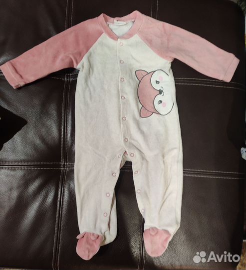 Пакет одежды на девочку размера 68-74