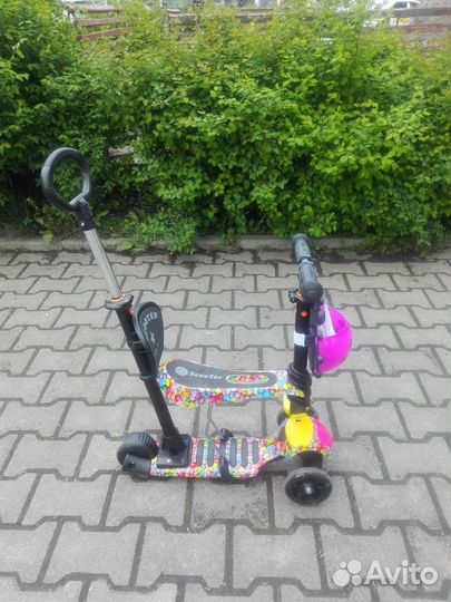 Самокат детский с сиденьем и ручкой