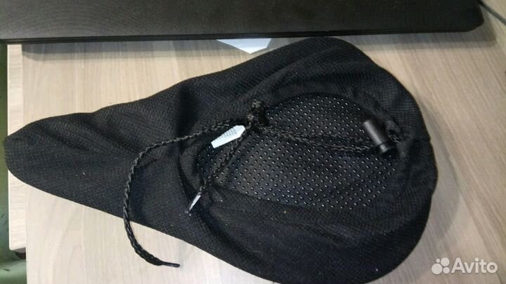 Силиконовая накладка на велосипедное седло, замок