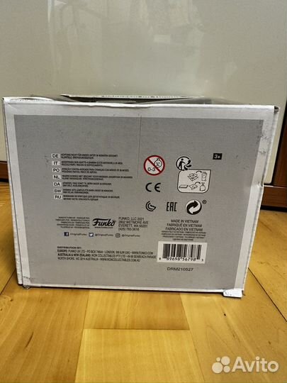 Funko Pop Deluxe: Darkseid on Throne