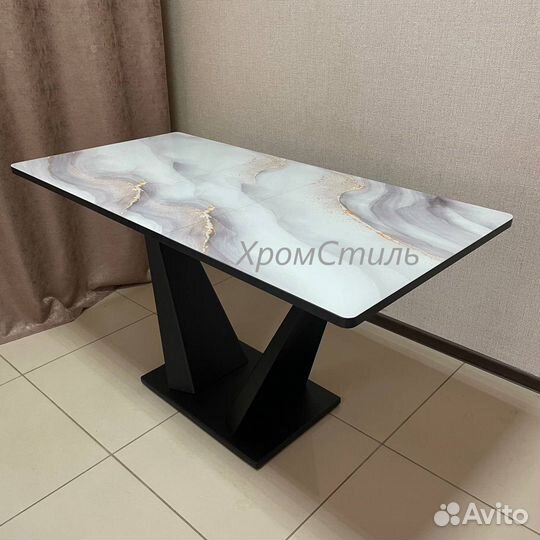 Стол кухонный 