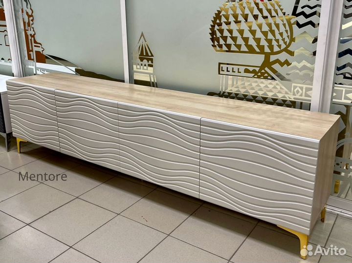 Тумба тв Bravo (на опорах или подвесная)