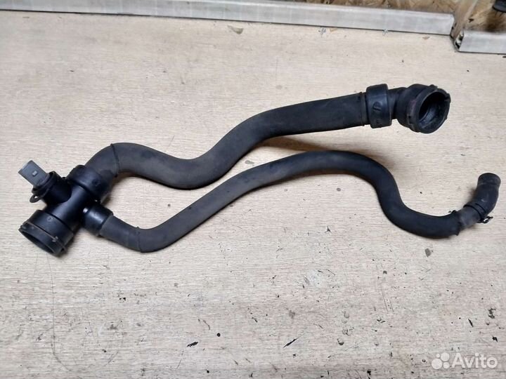 Патрубки охлаждающей жидкости Ауди А4 В6 2.0 ALT