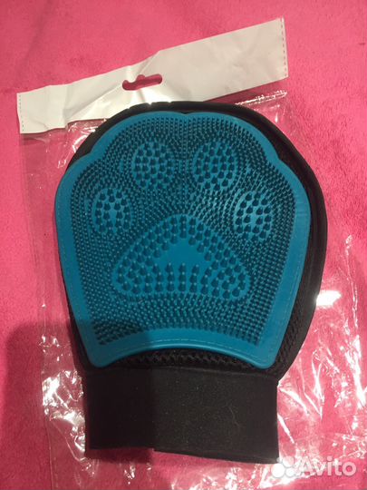 Рукавица для вычёсывания шерсти