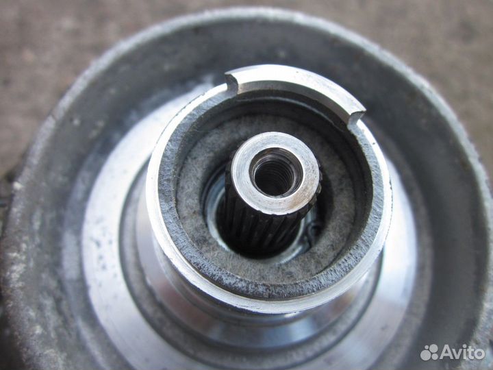 Компрессор кондиционера (Hyundai Equus)