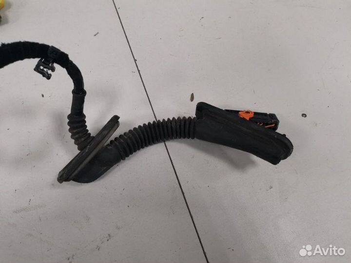 Проводка двери передняя правая Volkswagen Tiguan