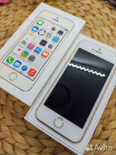 Телефон iPhone 5s