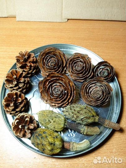 Наборы для поделок и новогодних венков