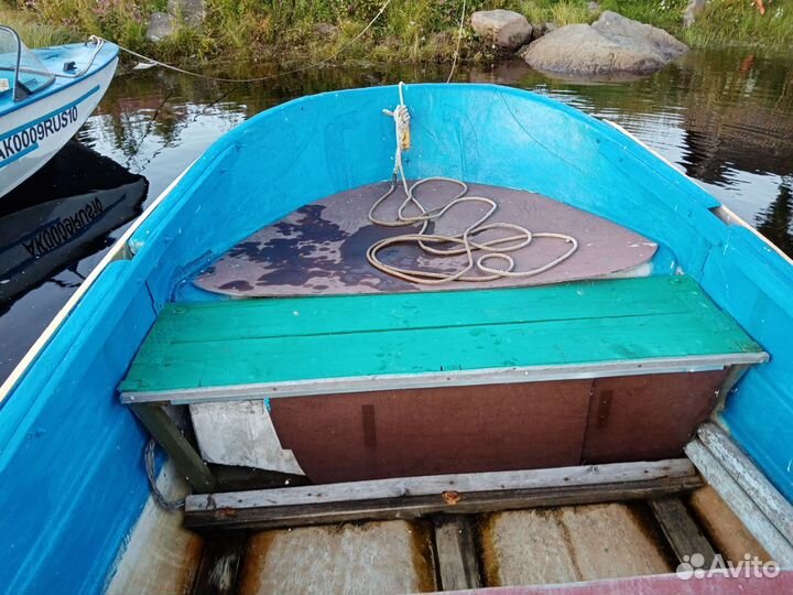 Продам лодку ламинария