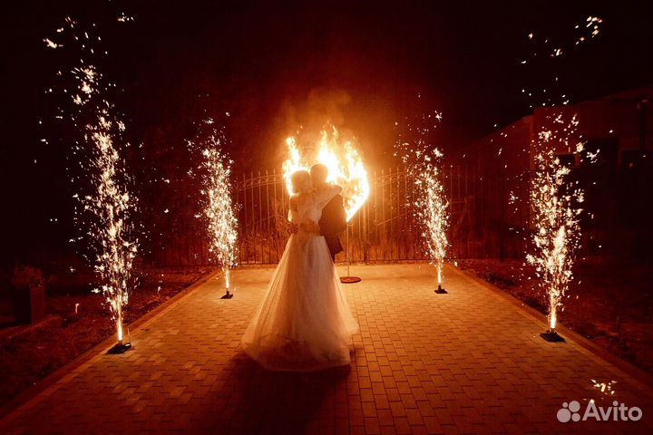 Холодные фонтаны на свадьбу