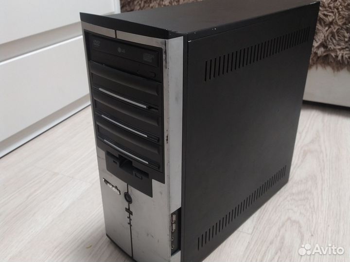 Сист блок Phenom 2 x3 710/4 gb/320/gf 6150/dvd