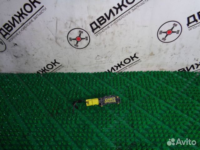 Датчик airbag audi A4 B7