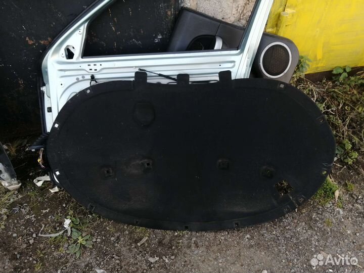 Шумоизоляция капота volkswagen passat B7