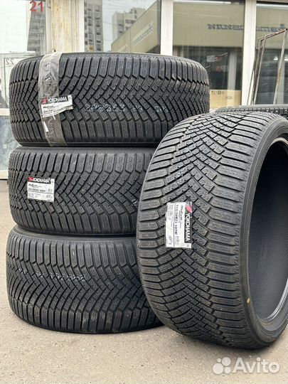 Yokohama BluEarth Winter V906 285/35 R22 и 315/30 R22 107W