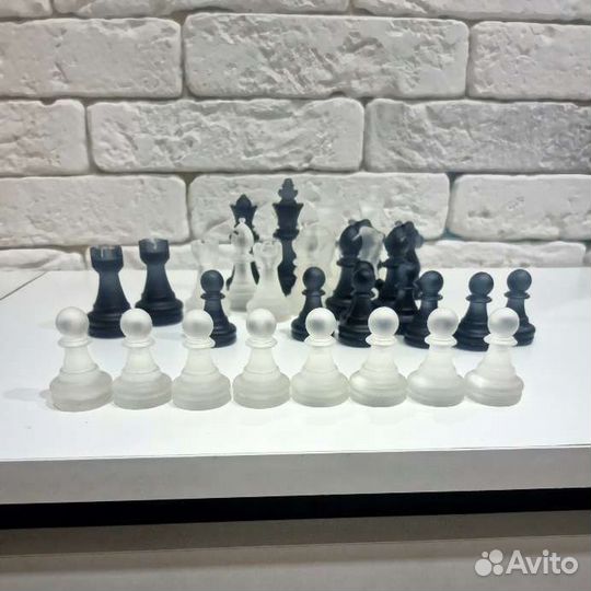 Шахматы ручной работы новые из смолы