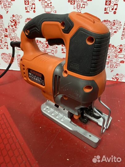 Лобзик black decker bes610 т02