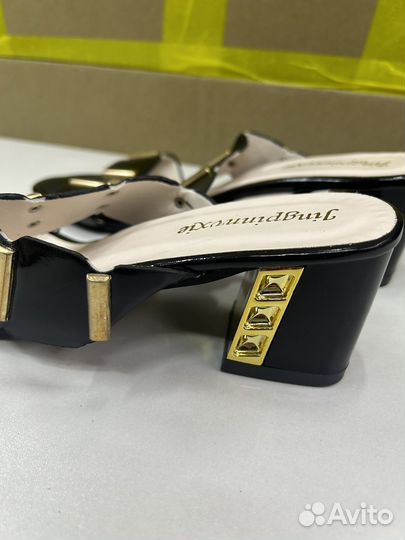 Босоножки тапочки на каблуке 37