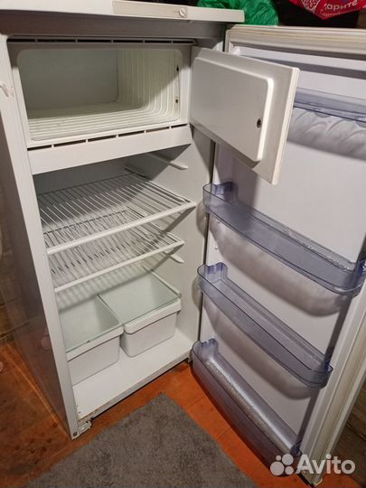 Продам холодильник бу