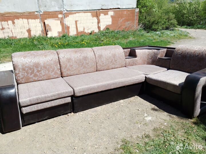 Угловой диван бу