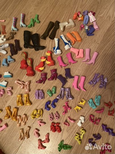 Обувь и одежда для барби