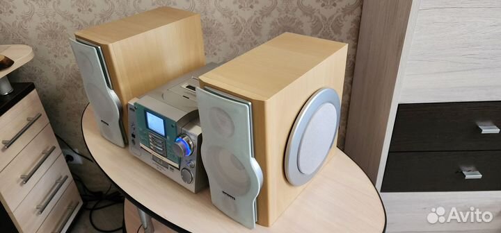 Музыкальный центр Samsung MM-ZB9. Идеальный